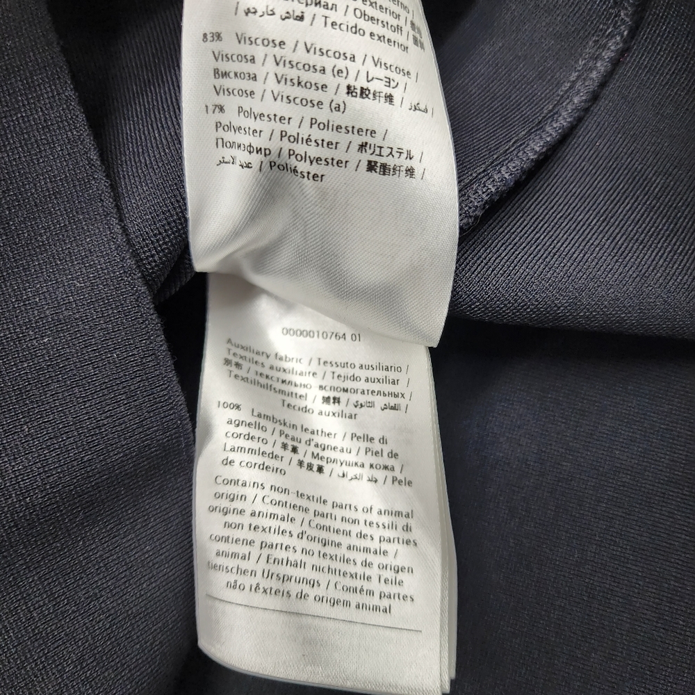 Valentino top with leather collar - Picture 7 of 10